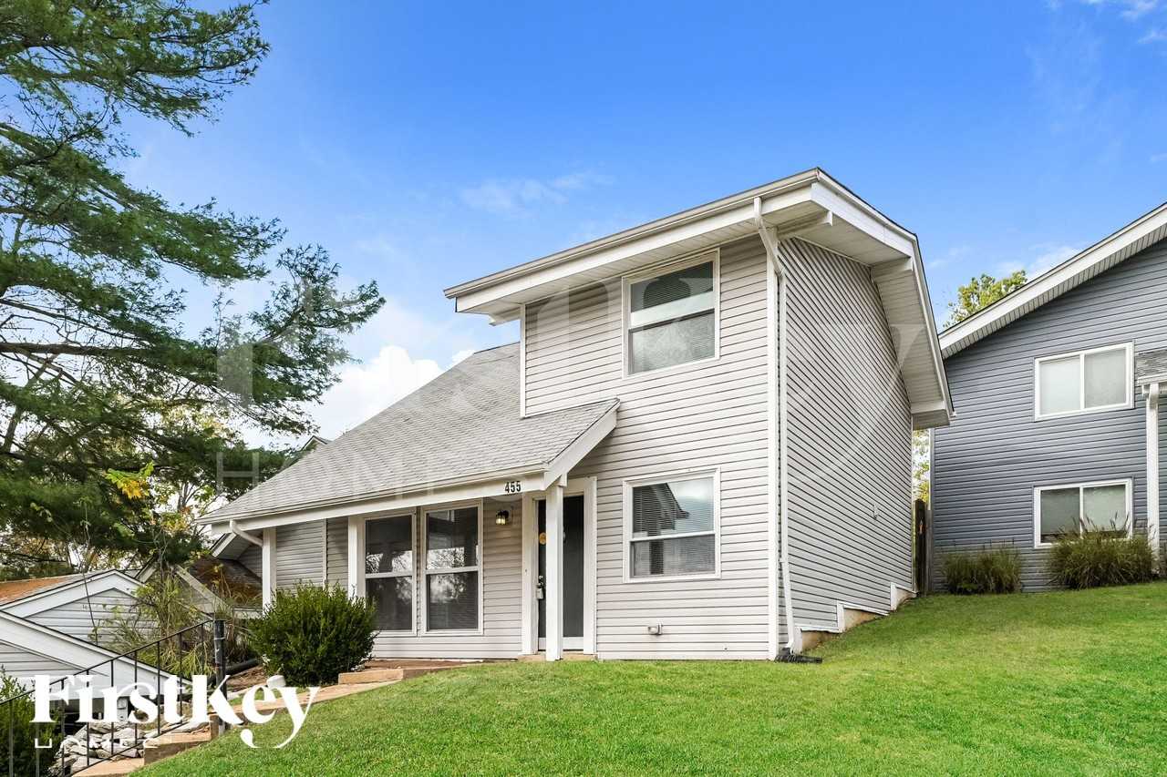 455 Down Hill Dr - Photo 2 of 19