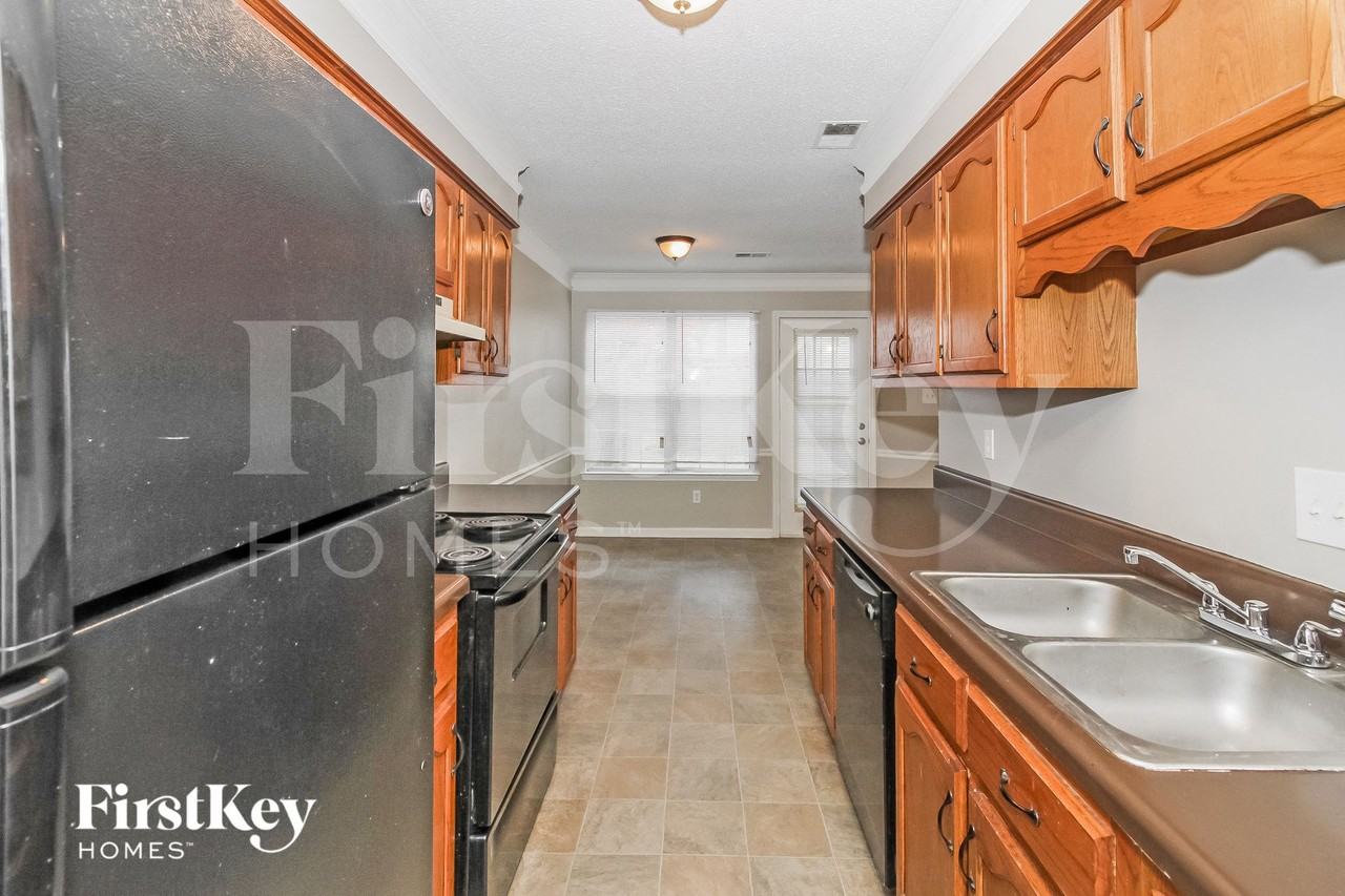 4210 Meadow Valley Dr E - Photo 5 of 15