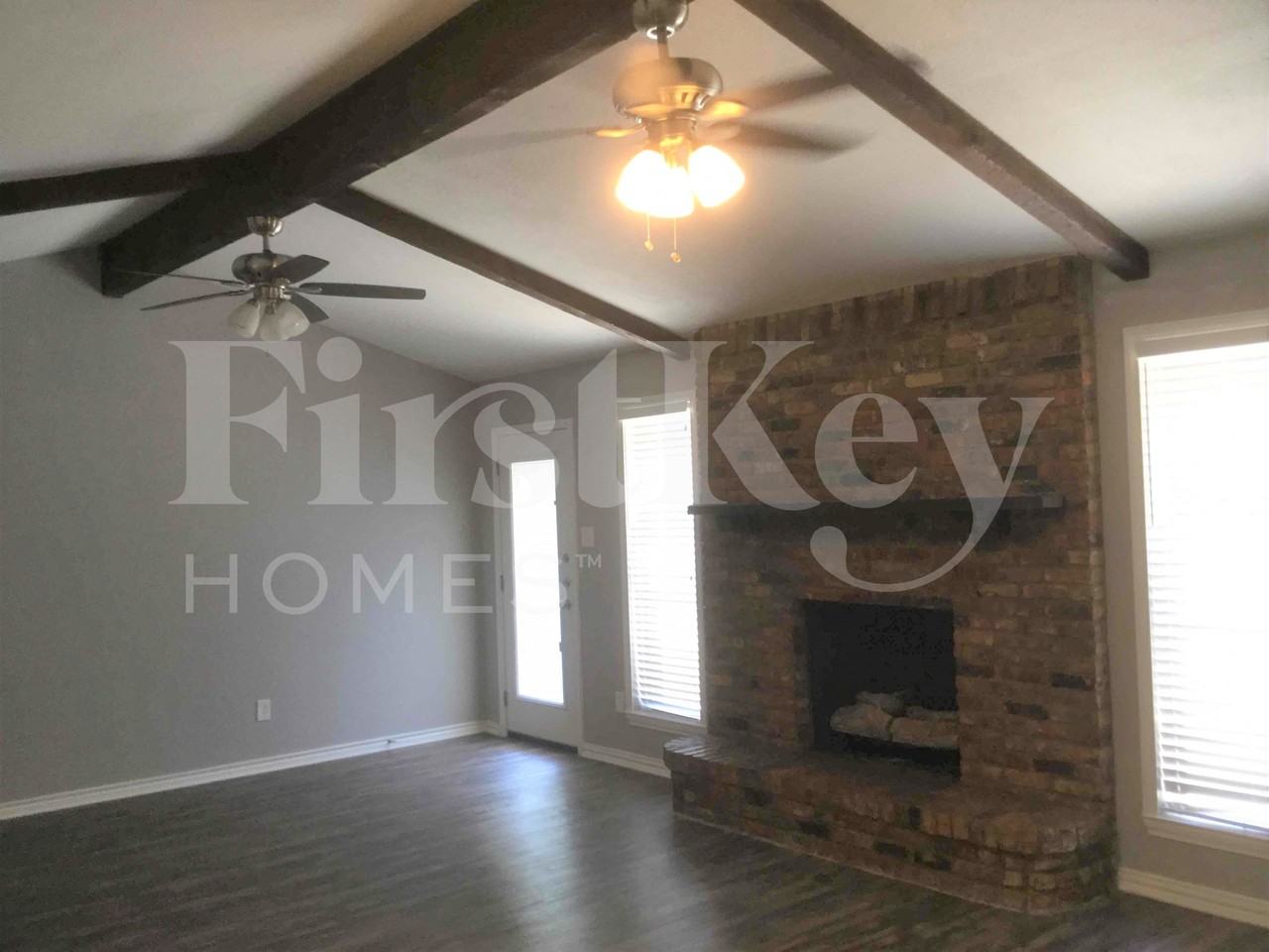 419 Buckingham Pl - Photo 2 of 22