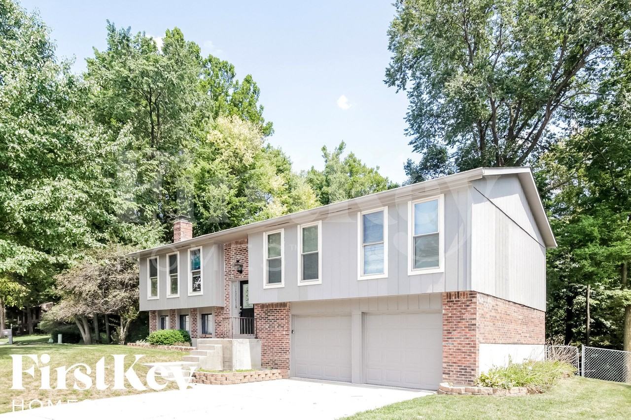 4124 Oil Creek Dr - Photo 2 of 15