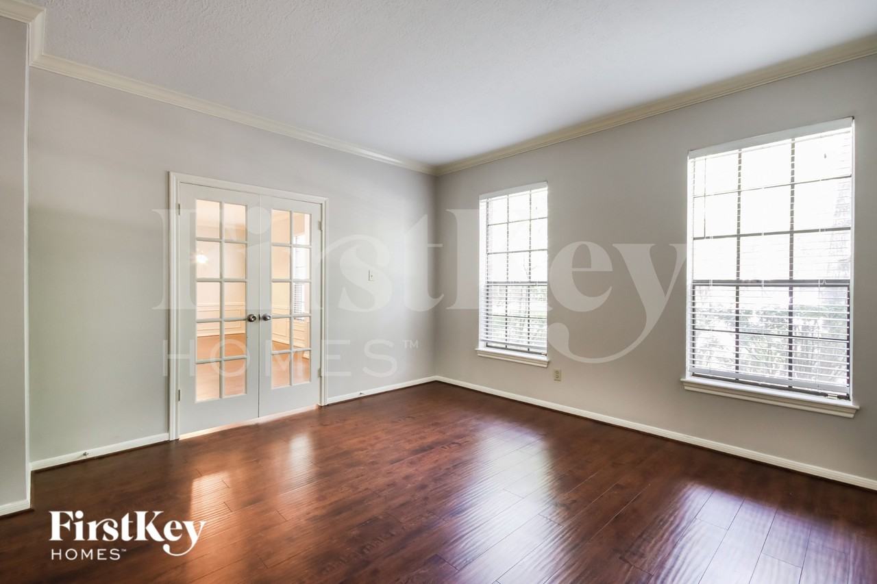3714 Fern River Dr - Photo 3 of 16