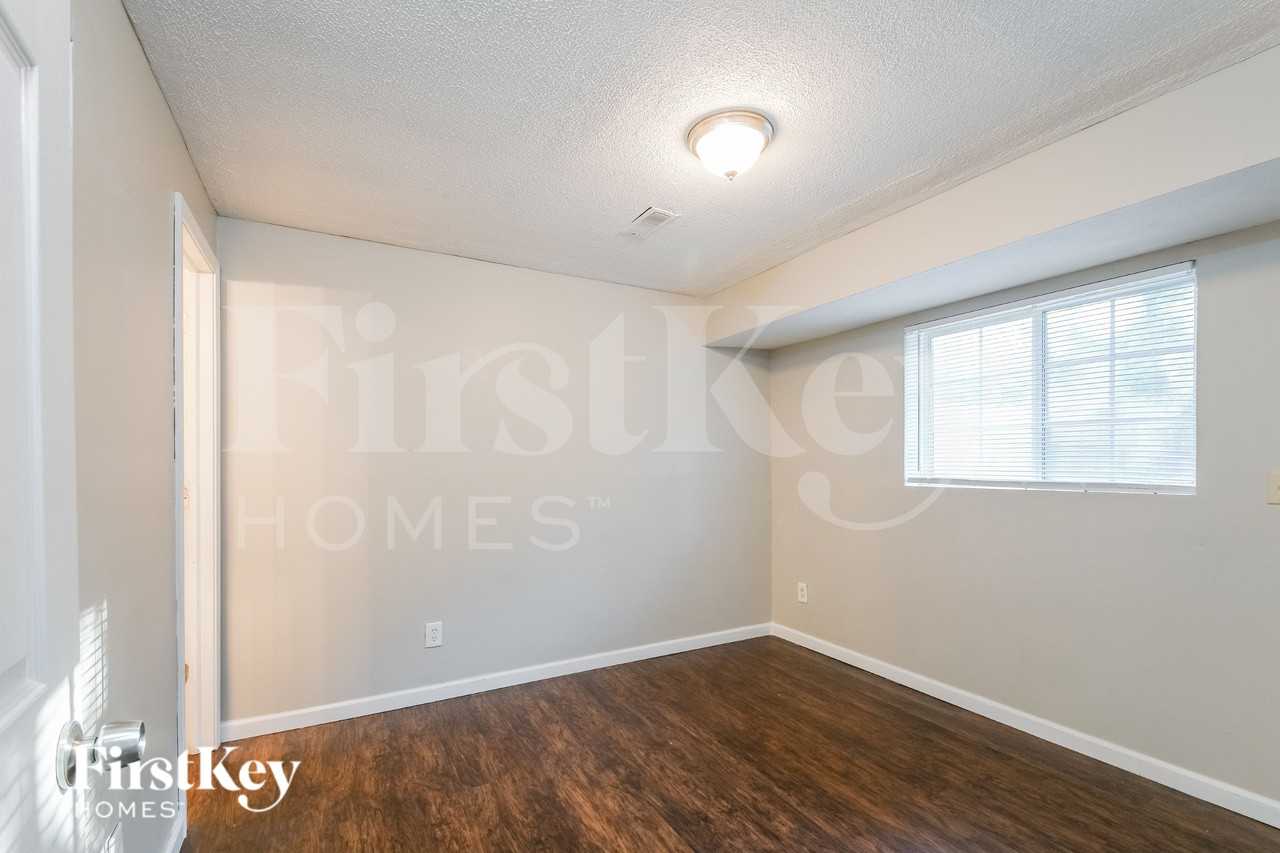 3704 Rock Maple Dr - Photo 5 of 15