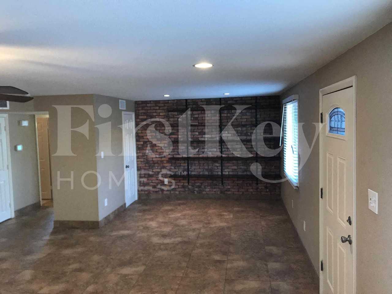 3550 E Thunderbird Rd - Photo 2 of 20