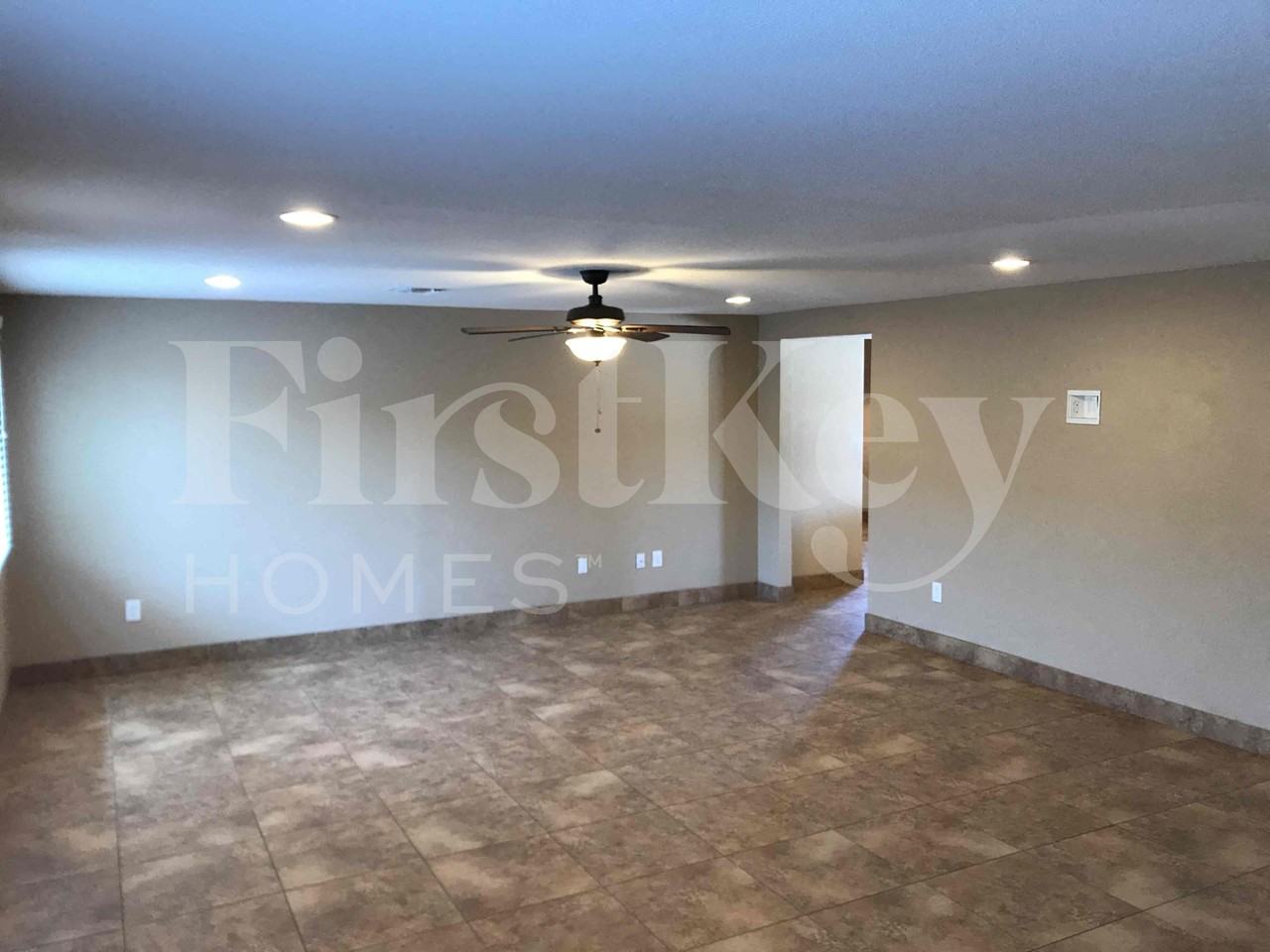 3550 E Thunderbird Rd - Photo 3 of 20