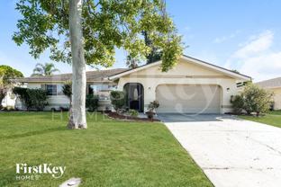 3413 Se 11th Ave - Photo 1 of 1