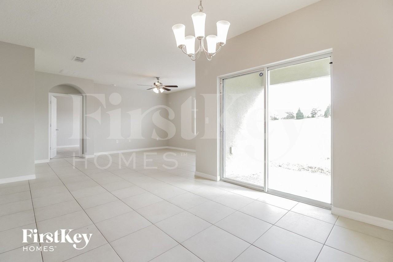 325 Aberdeen Dr - Photo 3 of 15