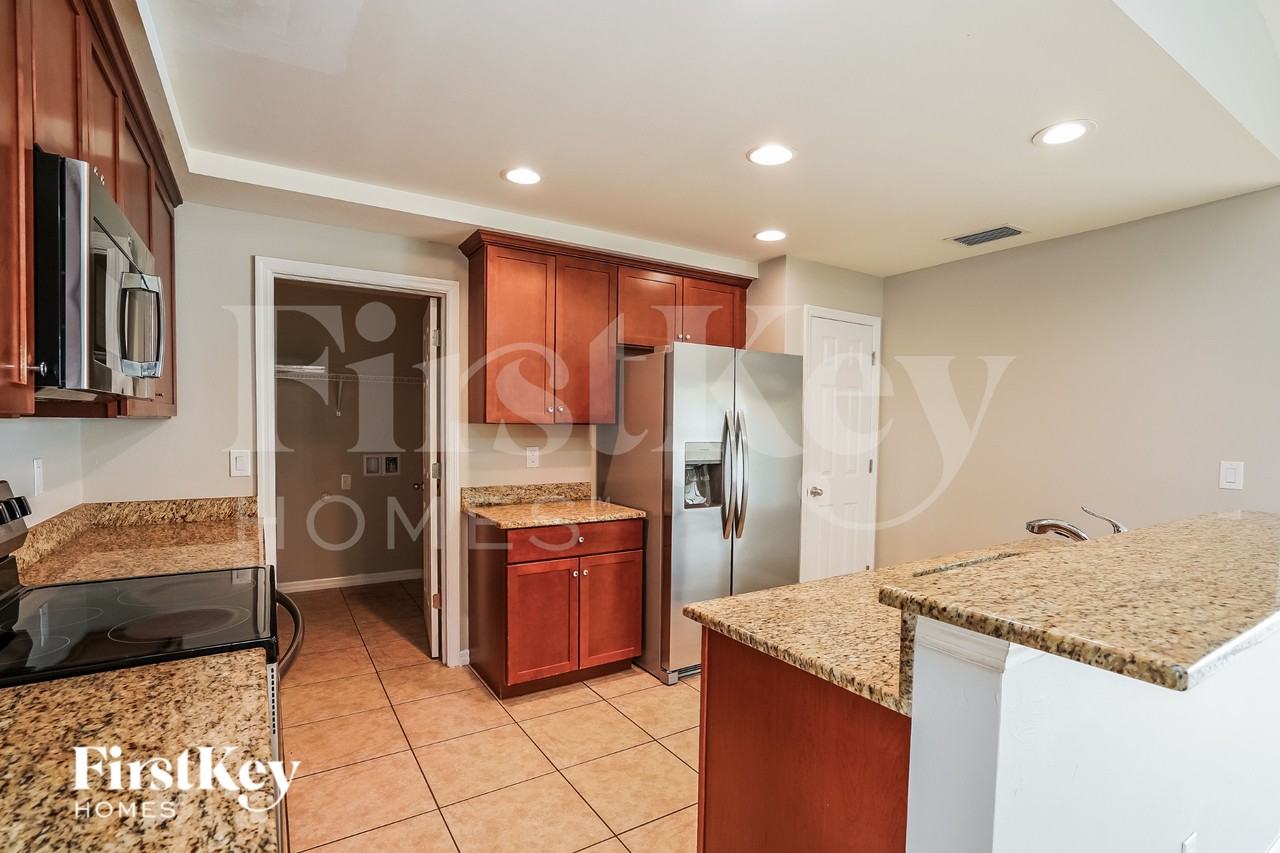 3229 Nwave - Photo 5 of 17