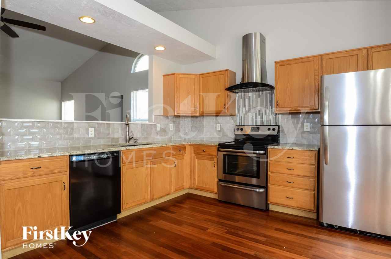 3107 Crestwell Dr - Photo 6 of 15