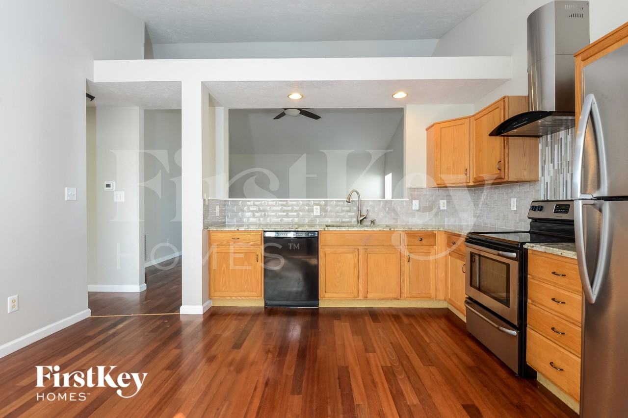 3107 Crestwell Dr - Photo 7 of 15