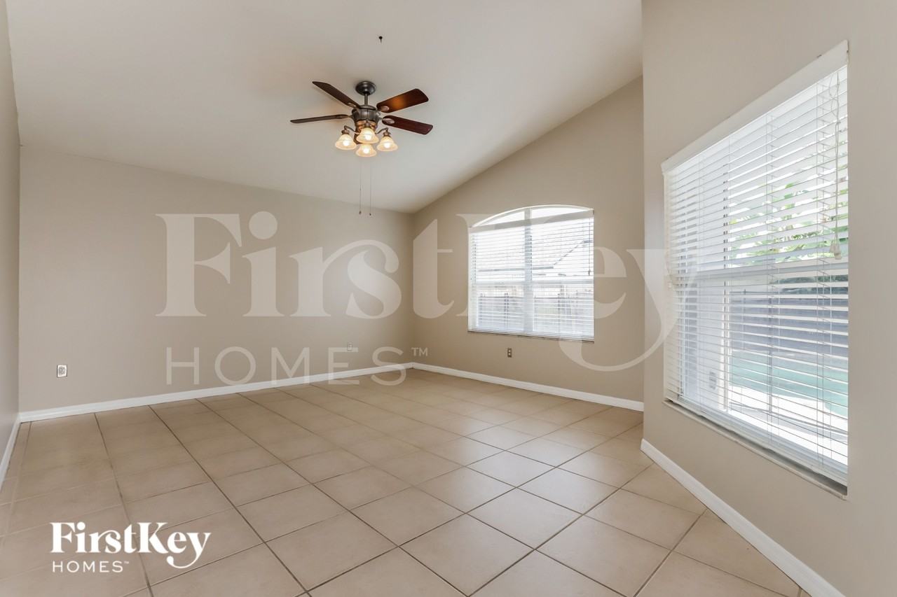 2202 Cattleman Dr - Photo 2 of 16