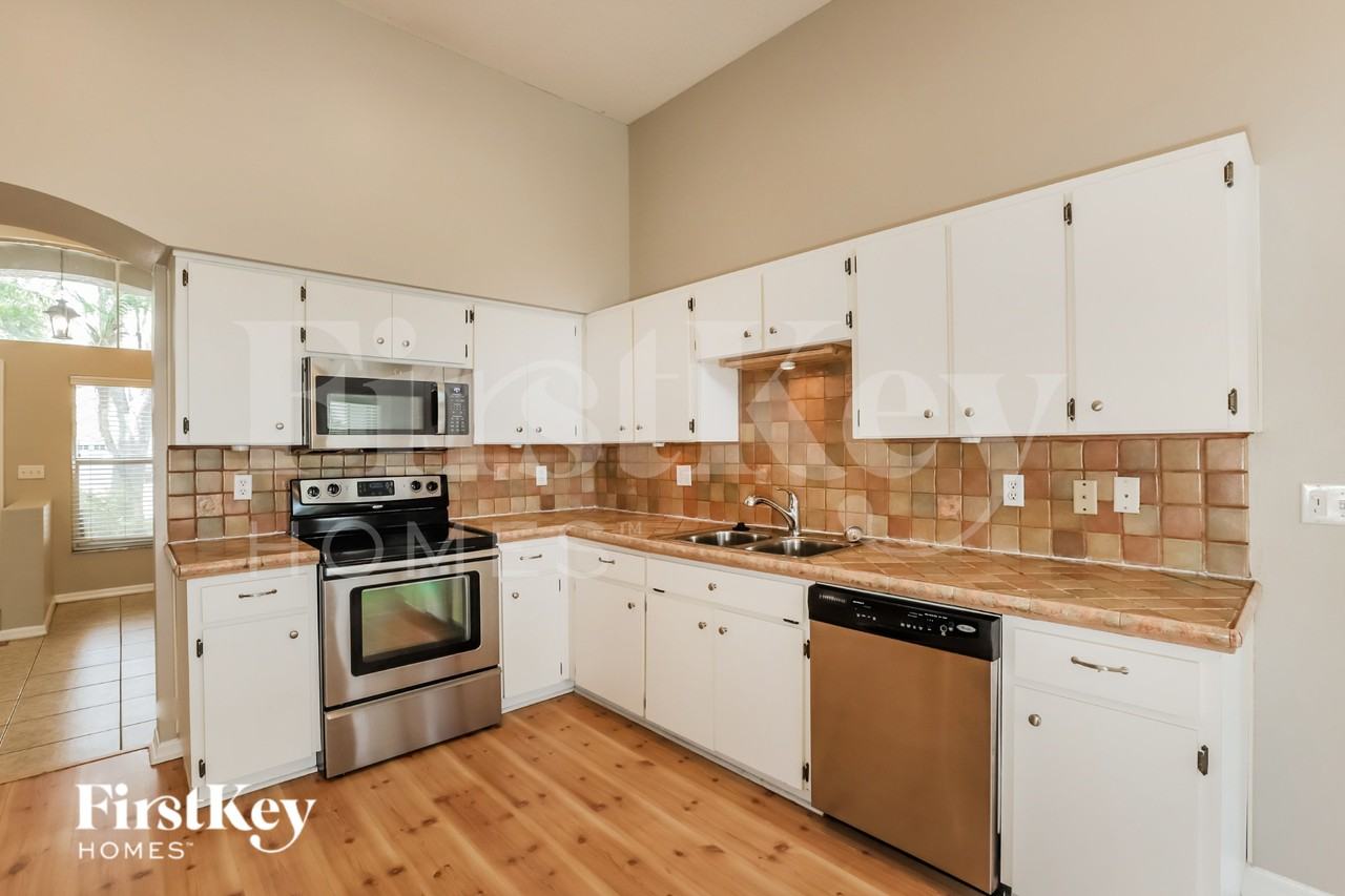 2202 Cattleman Dr - Photo 7 of 16