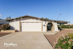 featured image of 2182 E Palmcroft Dr