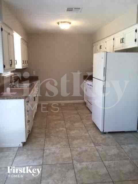 2017 Paisley St - Photo 5 of 10