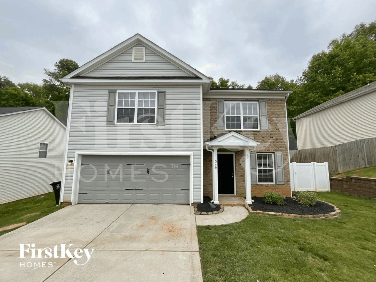 546 River View Dr