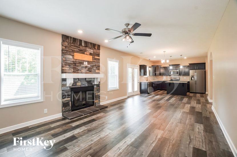 1679 Ellie Piper Cir - Photo 4 of 16