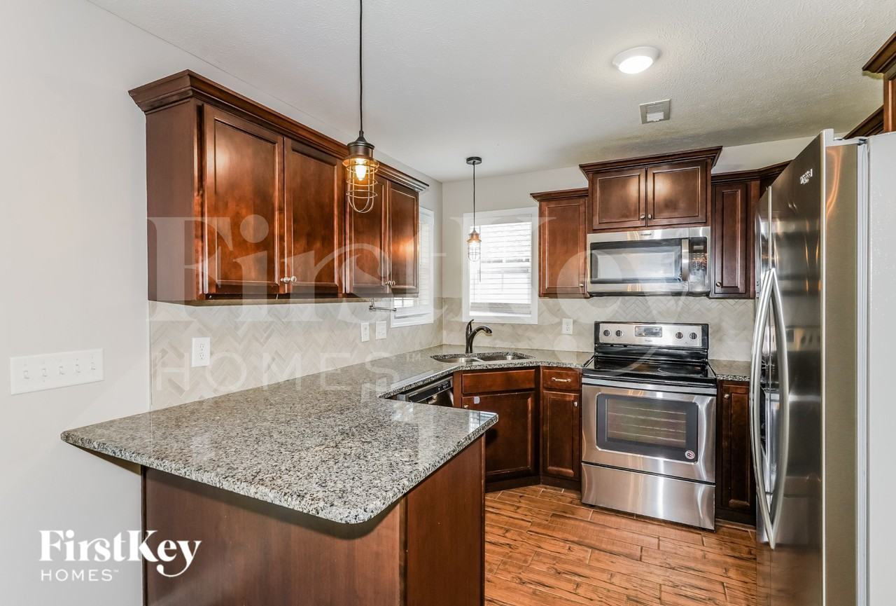 1883 Red Fox Trl - Photo 4 of 16