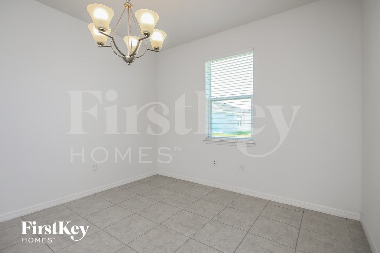 1189 Spokane Pt - Photo 6 of 16