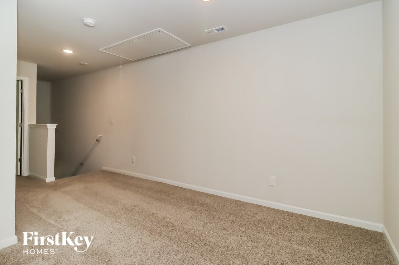 2092 Cypress Village Dr Nw - Photo 7 of 15