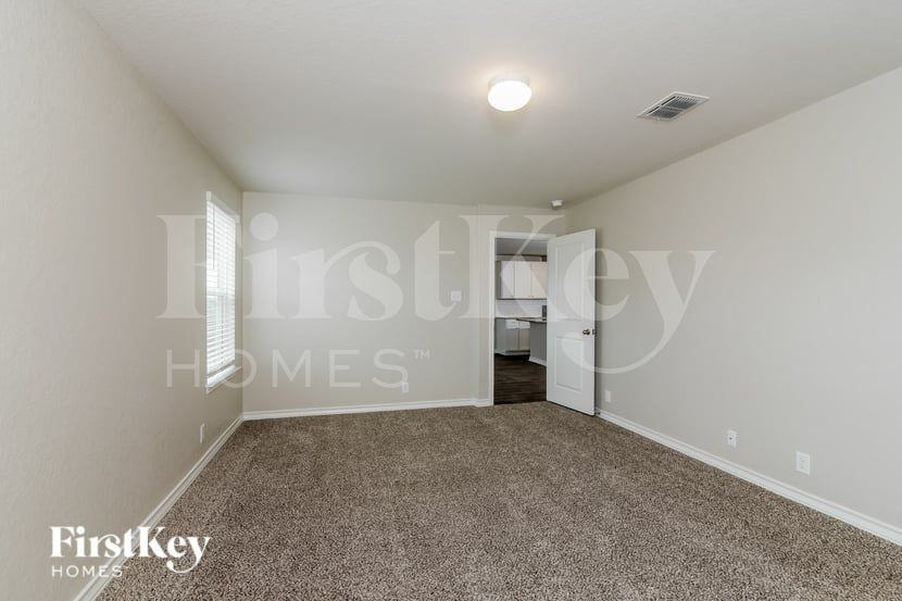 13327 Sugarberry Elm - Photo 6 of 15