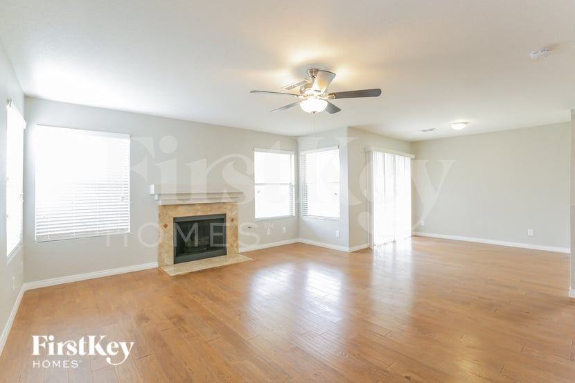 2100 Storkspur Way - Photo 3 of 15