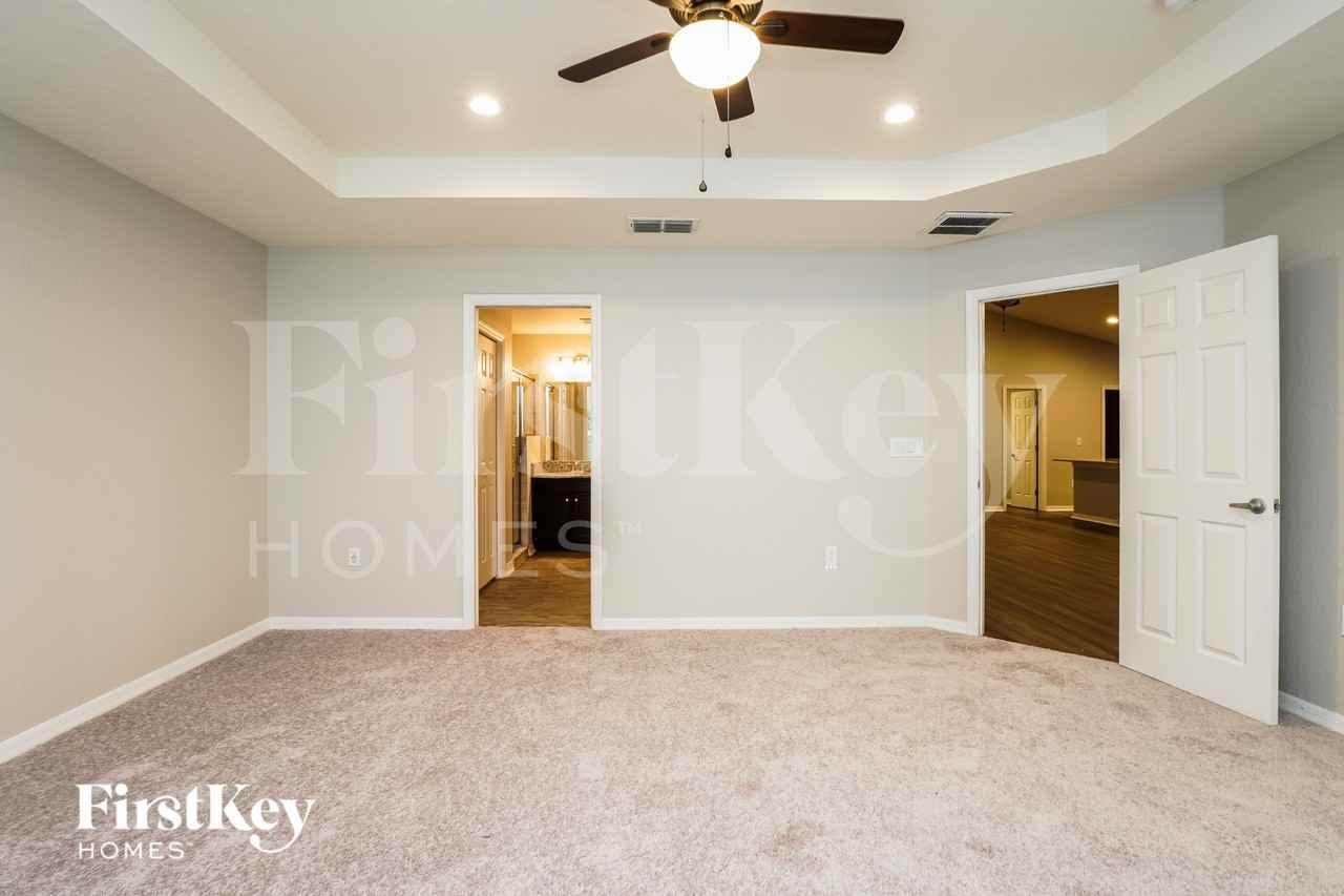 250 Sandestin Dr - Photo 7 of 15