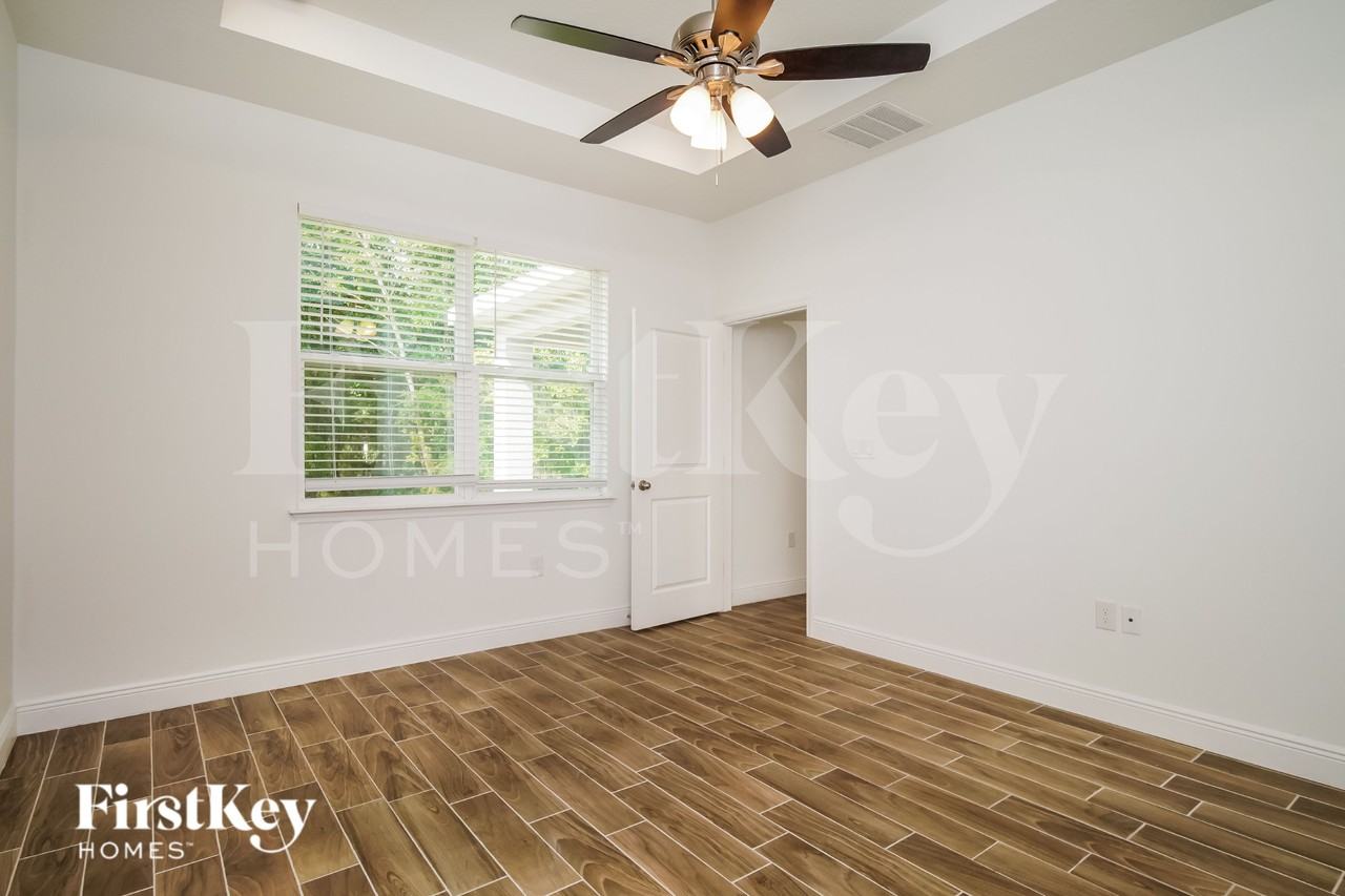 201 Spoonbill Ln - Photo 7 of 15