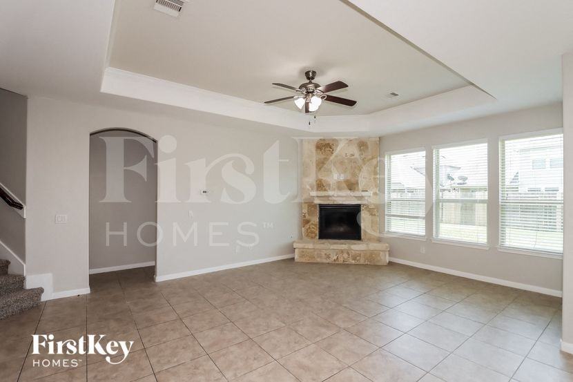 19819 Mulberry Pine Ln - Photo 3 of 15