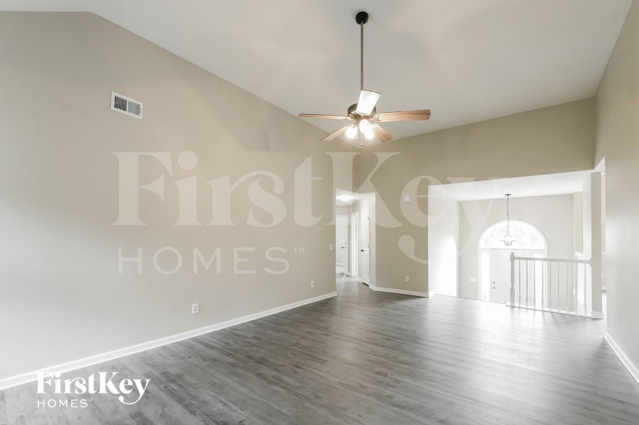 87 Indian Hills Dr - Photo 4 of 15