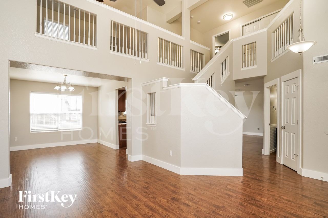 6983 Sierra Meadows Dr - Photo 3 of 16