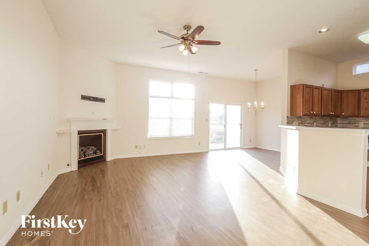 13460 N Cedar Grove Ct - Photo 2 of 13