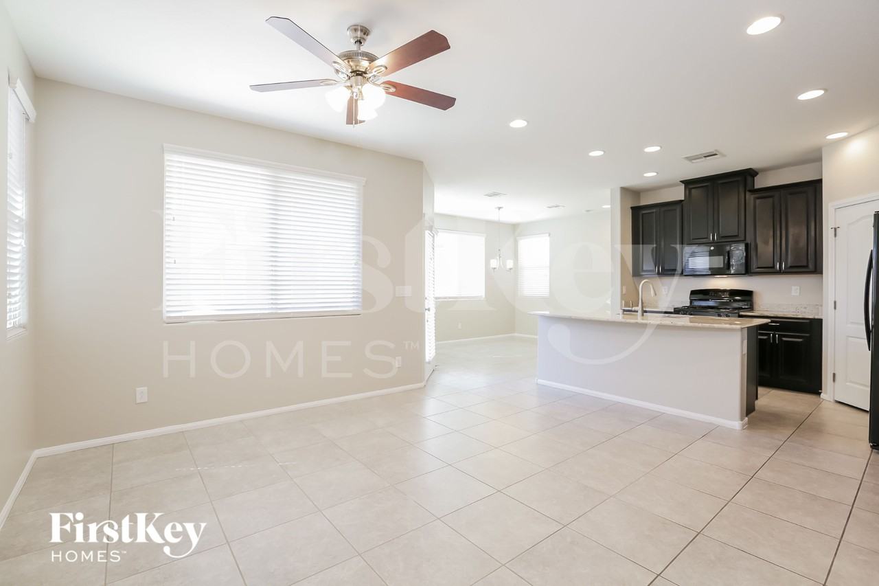 867 Earth Luster Rd - Photo 3 of 15