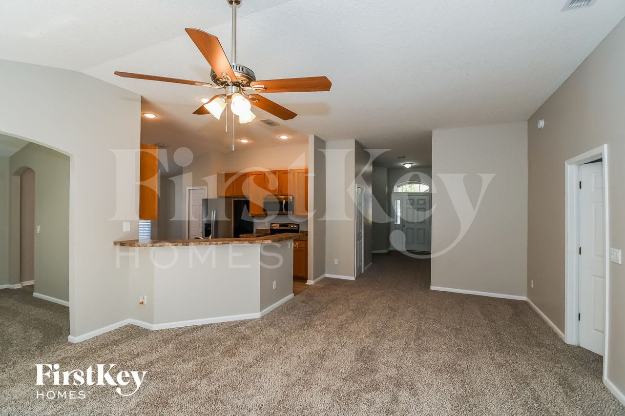 3157 White Heron Trl - Photo 5 of 15