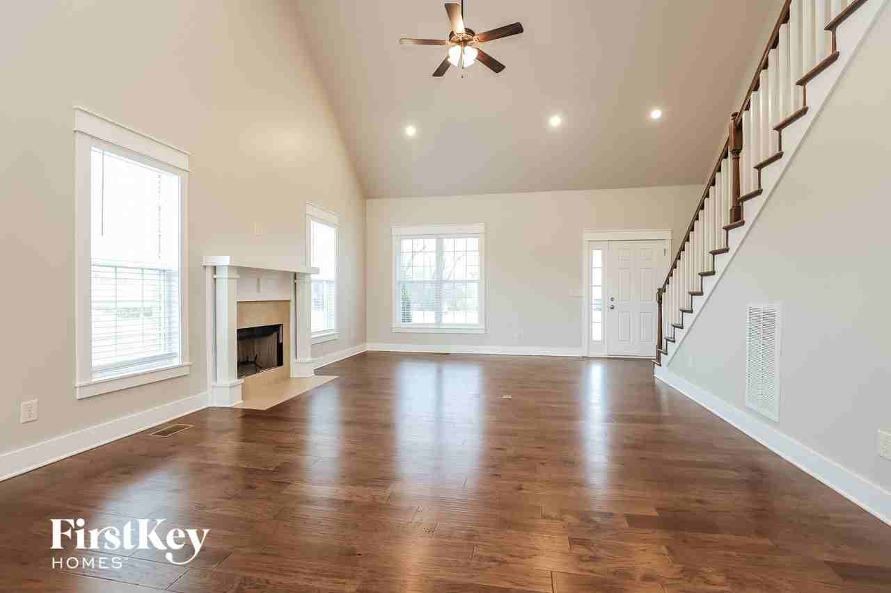 1072 Harper Dean Way - Photo 2 of 15
