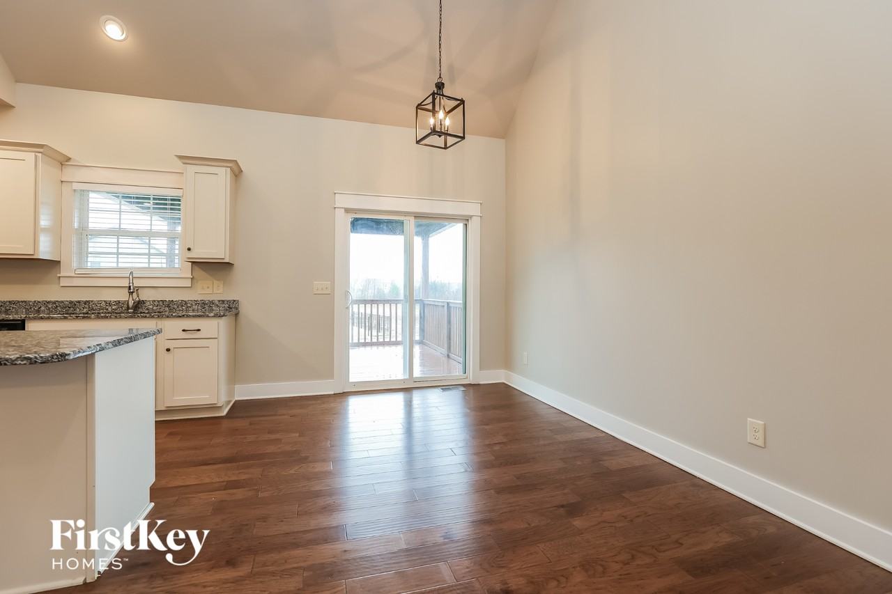 1072 Harper Dean Way - Photo 4 of 15