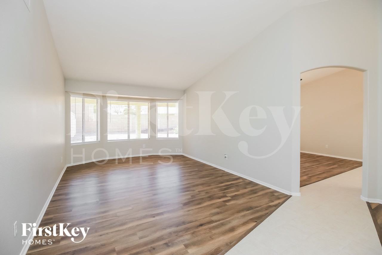 6057 E Preston St - Photo 6 of 15