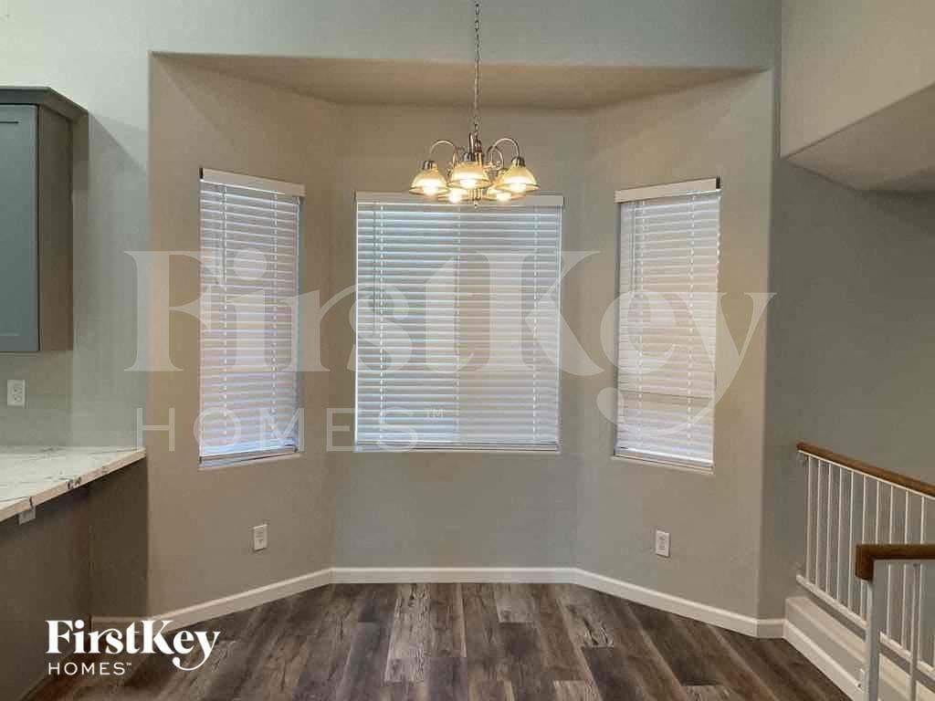 13034 W Ash St - Photo 5 of 14