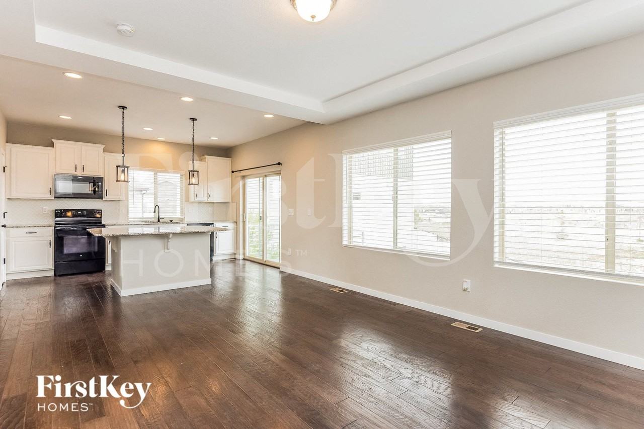 6721 Shadow Star Dr - Photo 5 of 16