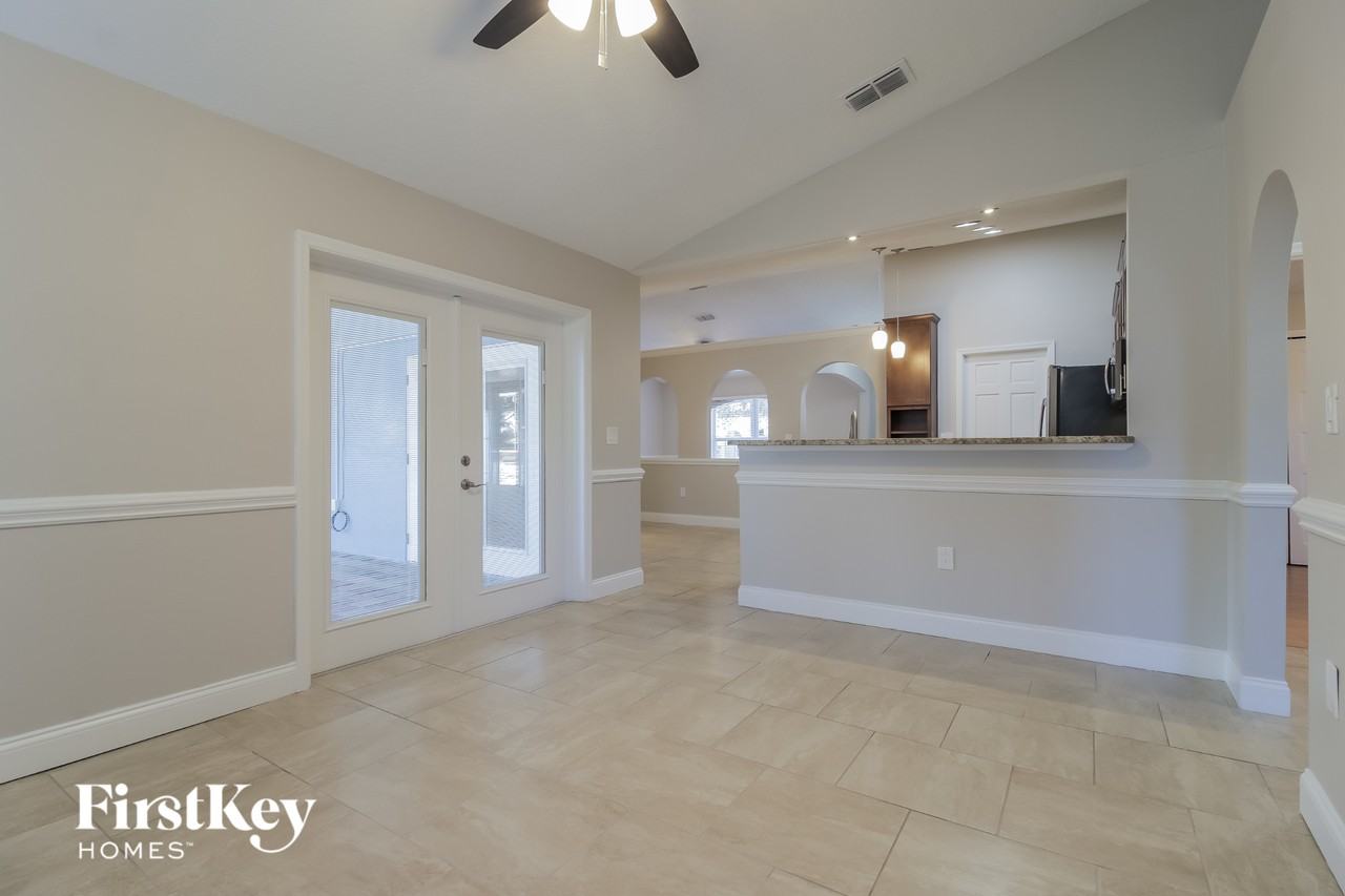 6633 Emil Ave - Photo 5 of 15