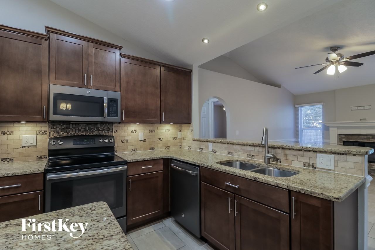 6633 Emil Ave - Photo 7 of 15