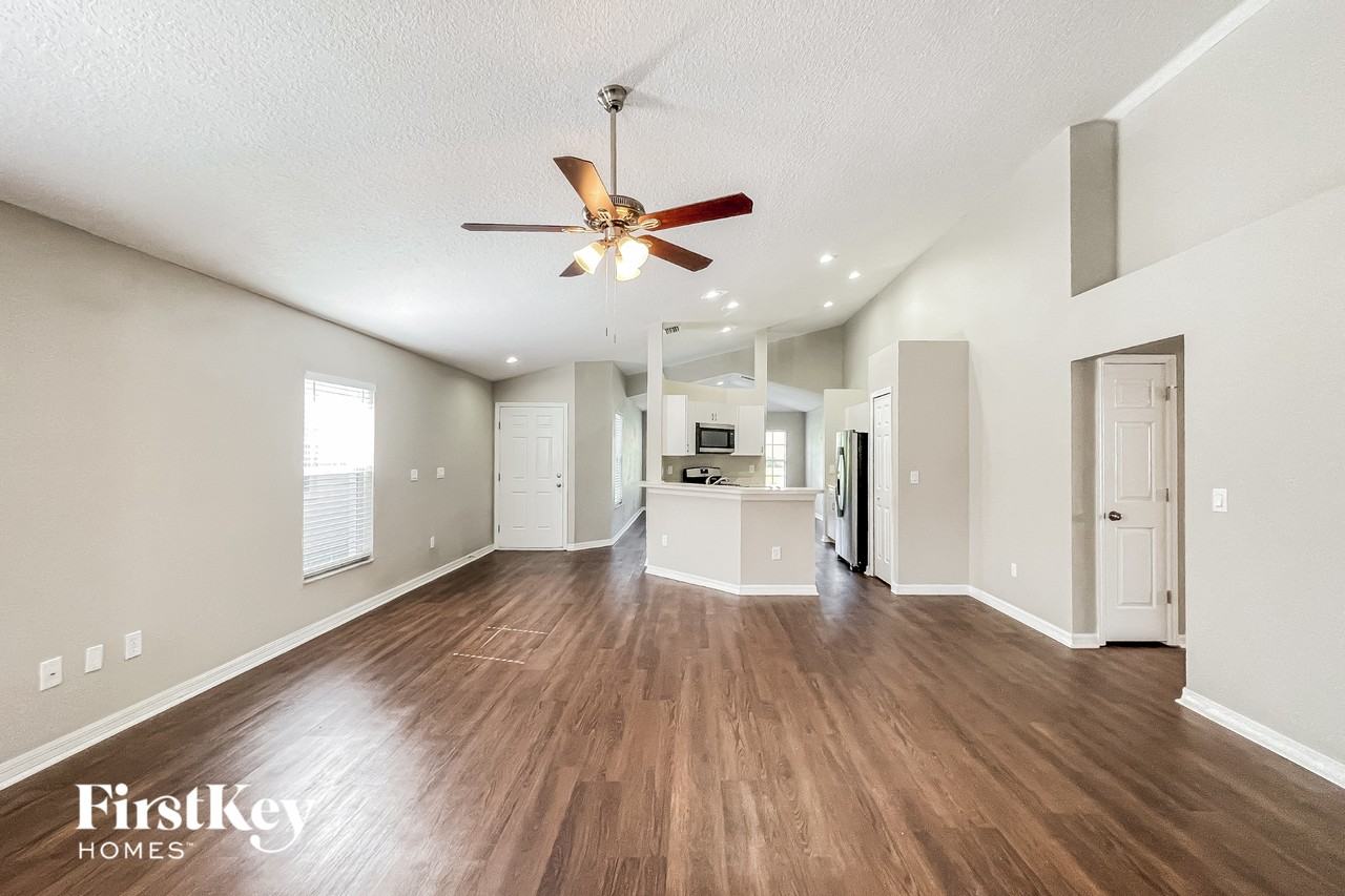 2162 Brandon Park Cir - Photo 6 of 15