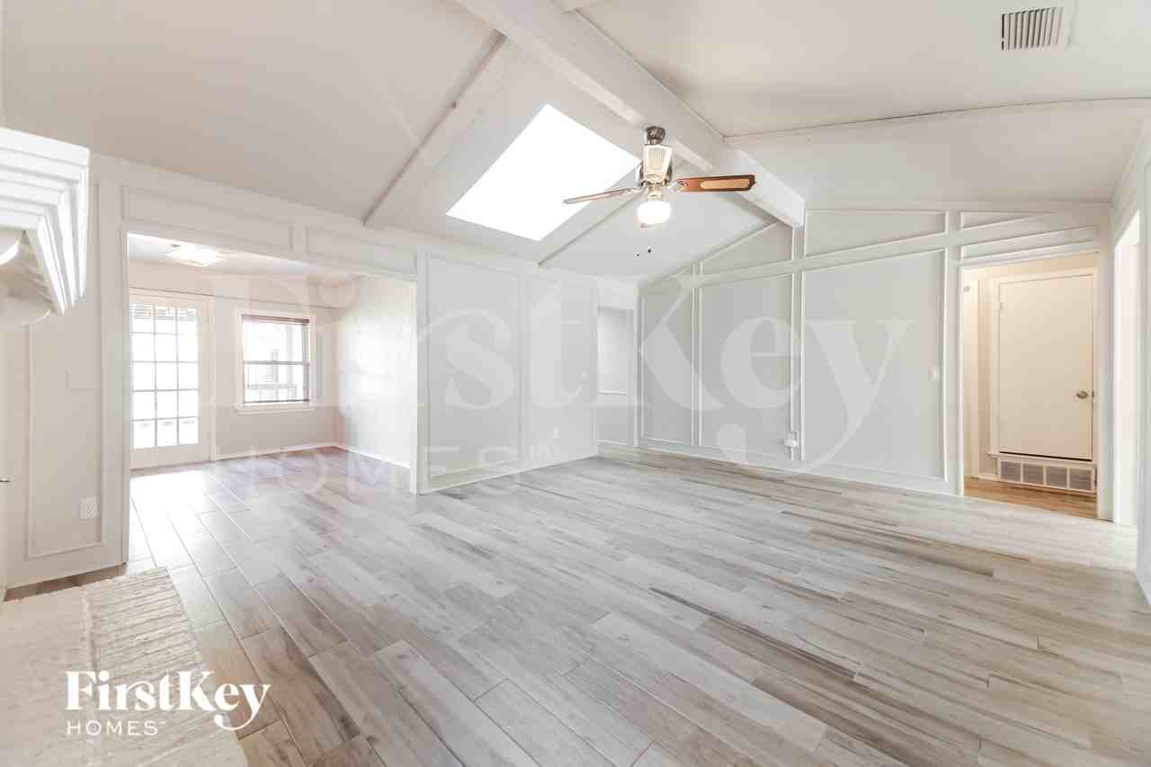 6309 Topaz Way - Photo 4 of 16