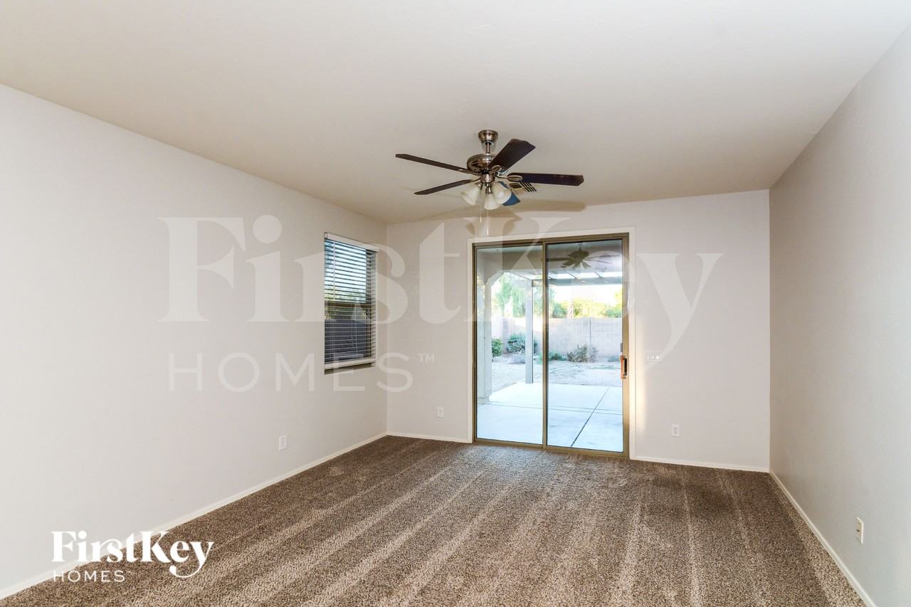 13876 N 141st Ln - Photo 7 of 18