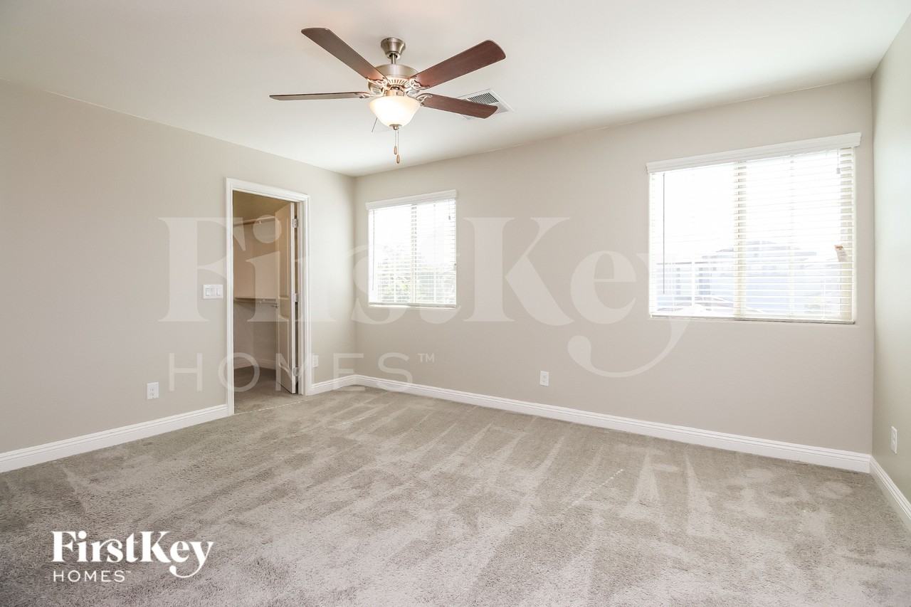 305 N Sunrise - Photo 7 of 16