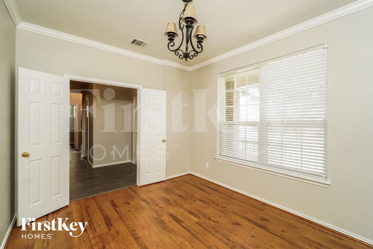 146 Bentwood Ranch Dr - Photo 5 of 15