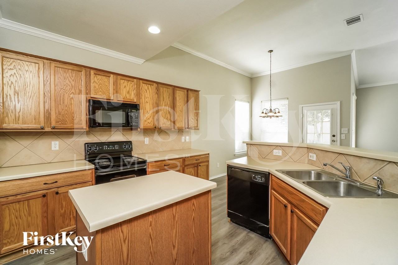 146 Bentwood Ranch Dr - Photo 7 of 15