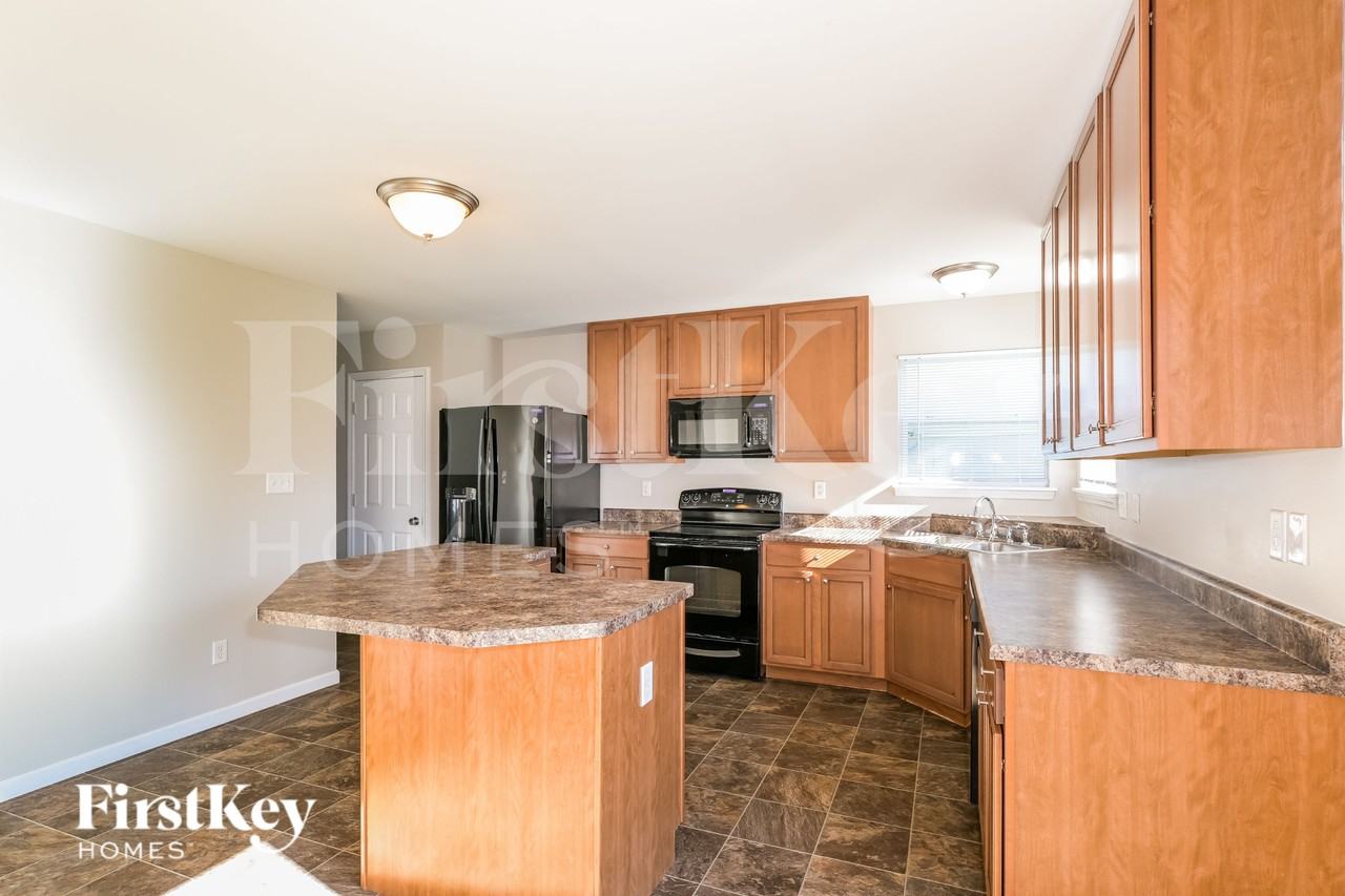 5522 Emerald Ridge Dr - Photo 7 of 16