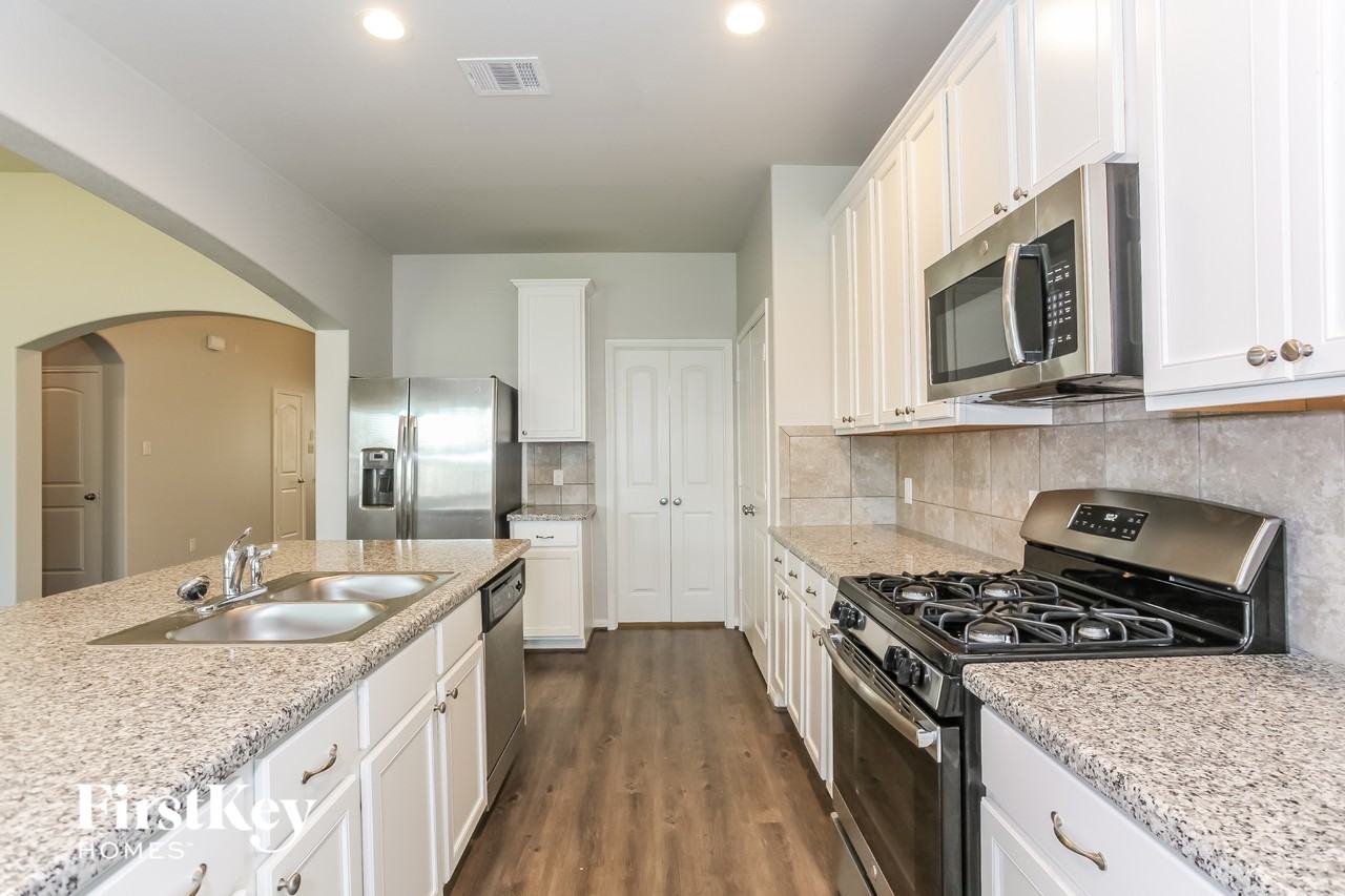 3106 Presley Jane Ct - Photo 7 of 15