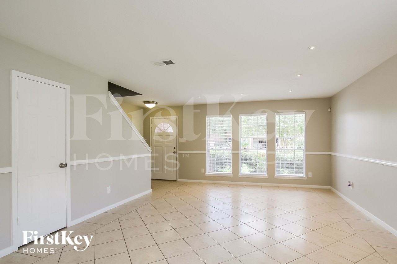 18030 June Forest Dr - Photo 3 of 15