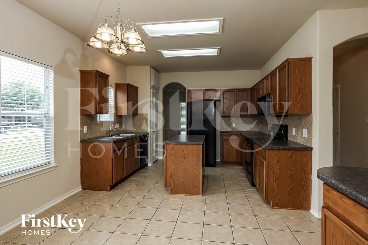 101 Happy Trl - Photo 7 of 15