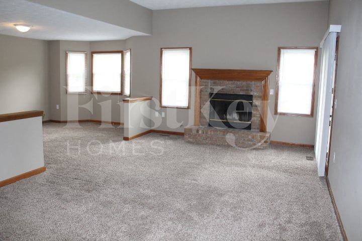 10311 Park Valley Dr - Photo 4 of 17